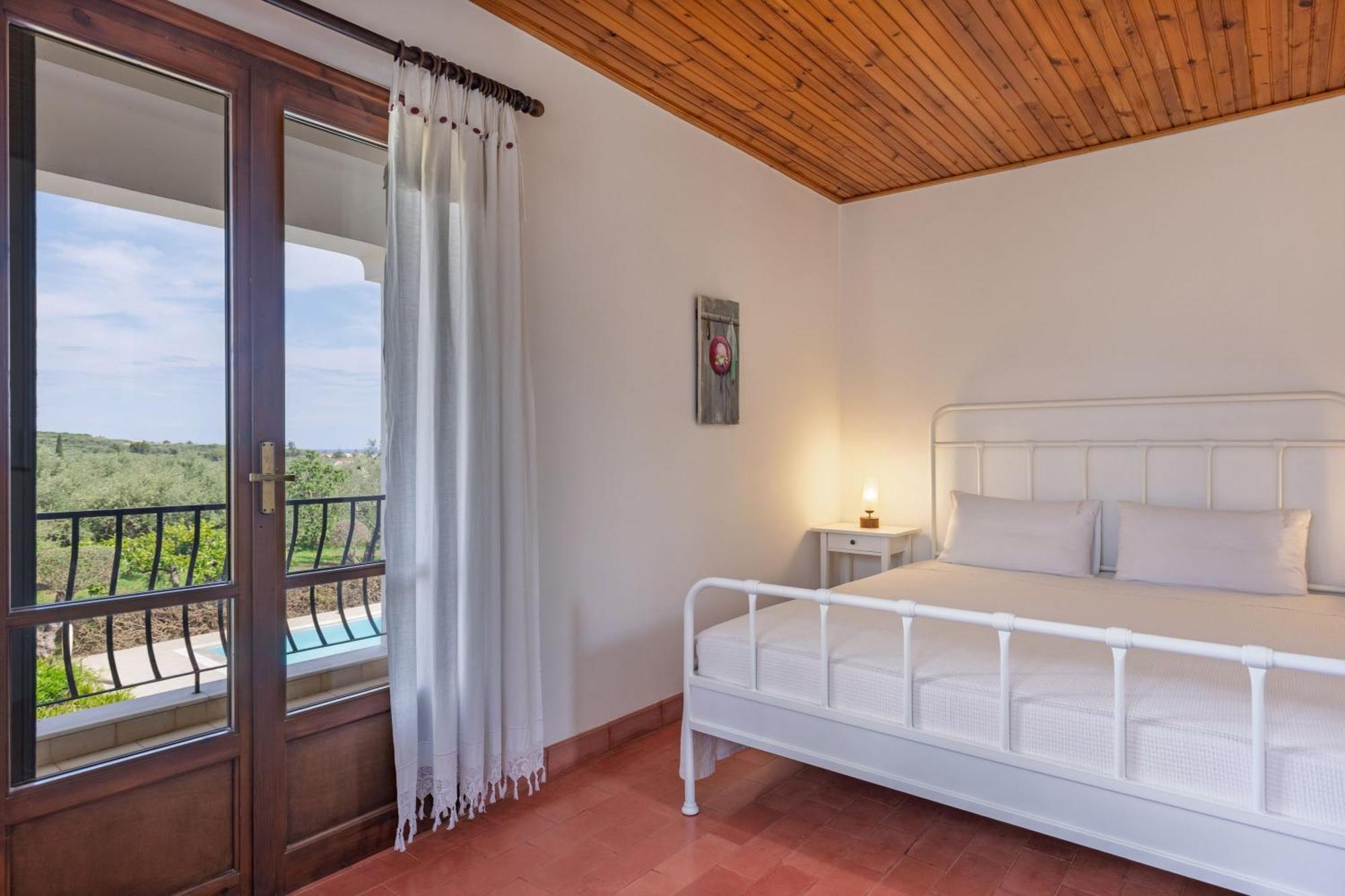 Villa Lola - 3 Bedrooms & Private Pool Литакия Экстерьер фото